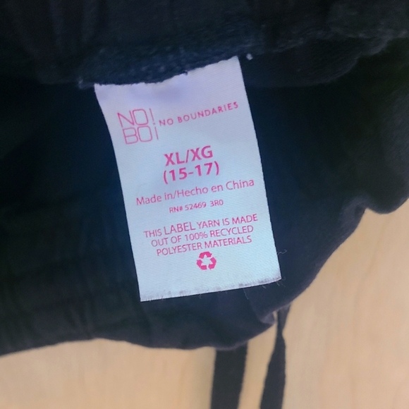 Black joggers - Picture 1 of 2